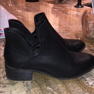 Madden Girl booties. black